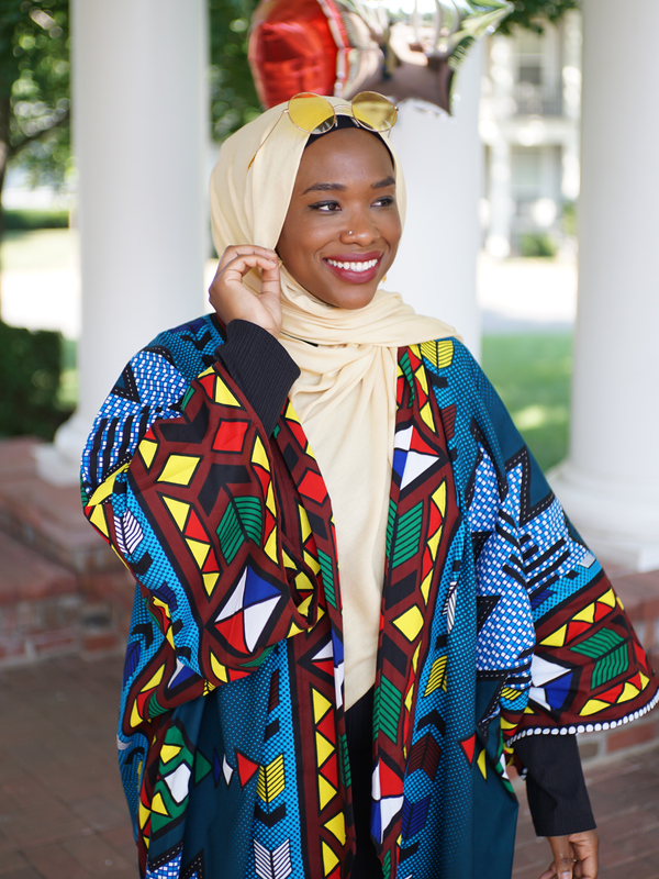 Hakeemah Cummings wears Haute Hijab's Daffodil Bamboo Woven and bamboo/silk blend undercap.