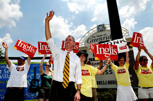 Bob Inglis campaigns on June 22, 2010. The South Carolina Republican congressman lost a primary challenge in part because he voted to support a bank bailout in 2008 during the financial crisis.